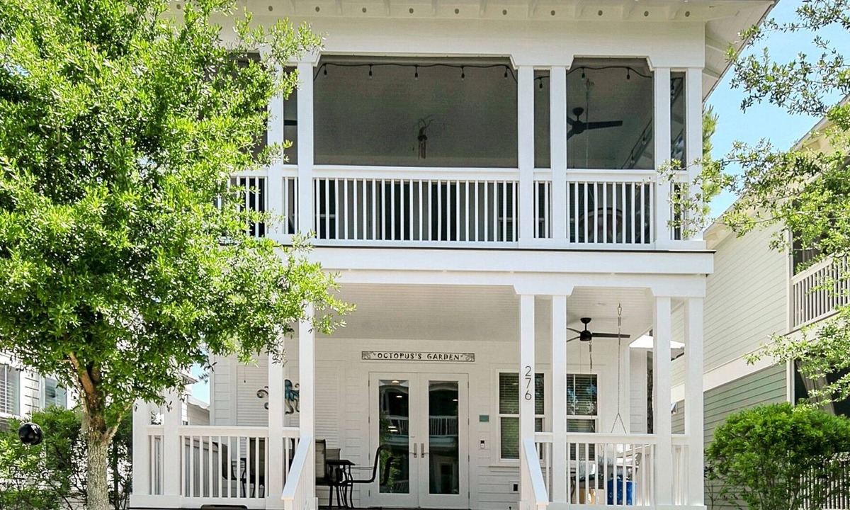 Santa Rosa Beach House | 🐙Golf Cart + Bikes Included-Pools-2 Masters-Octopus's Garden🐙