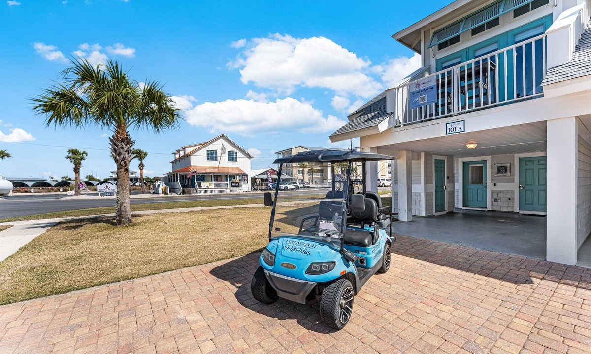 Mexico Beach House | Golf Cart, Pool, Deck, Grill, & Beach Gear