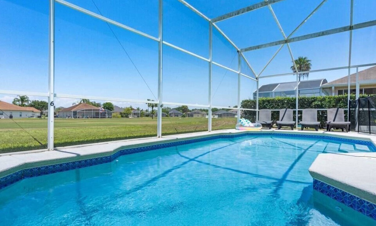 Esprit House | Golf Getaway - Pool - Games