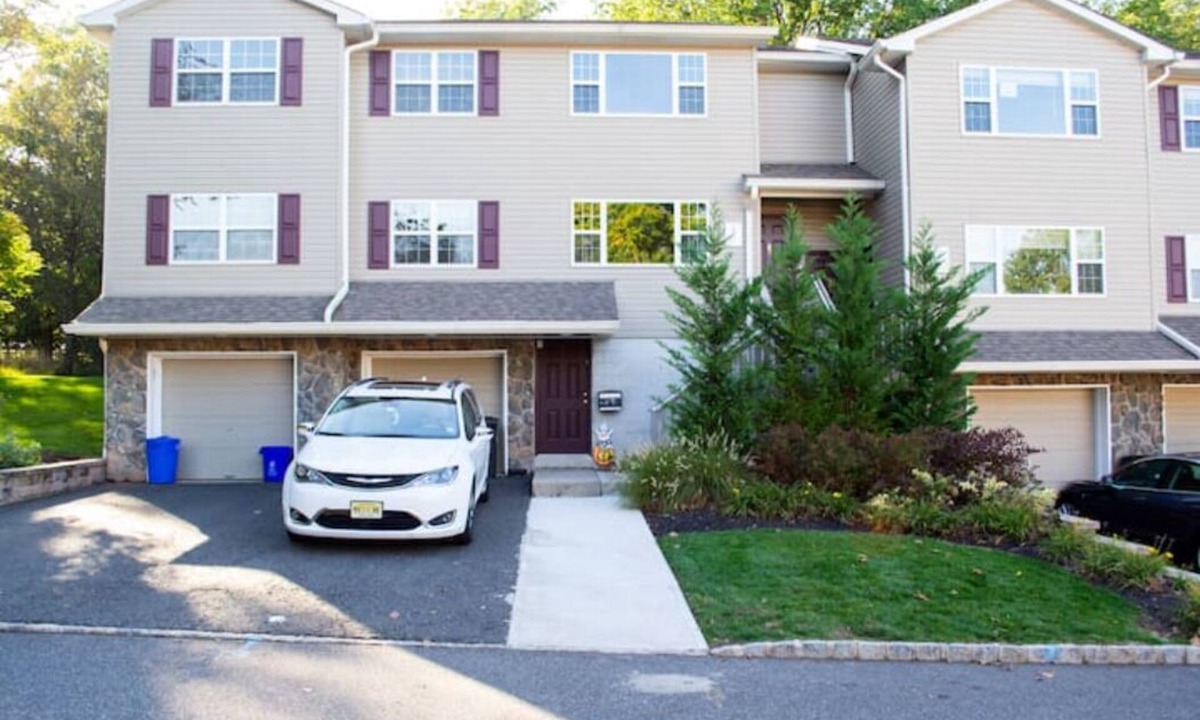 Bridgewater Apartment | Golf view from Patio- Spacious 3-bedroom apartment in charming Bridgewater