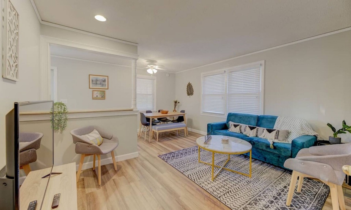 Columbia House | ★ Good Vibes Ranch ★ Walk to Zoo | Pet Friendly