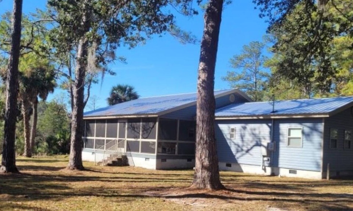 Beaufort House | Gordon’s - Private Coosaw Island Marsh Retreat, Pet & Boat-Friendly!