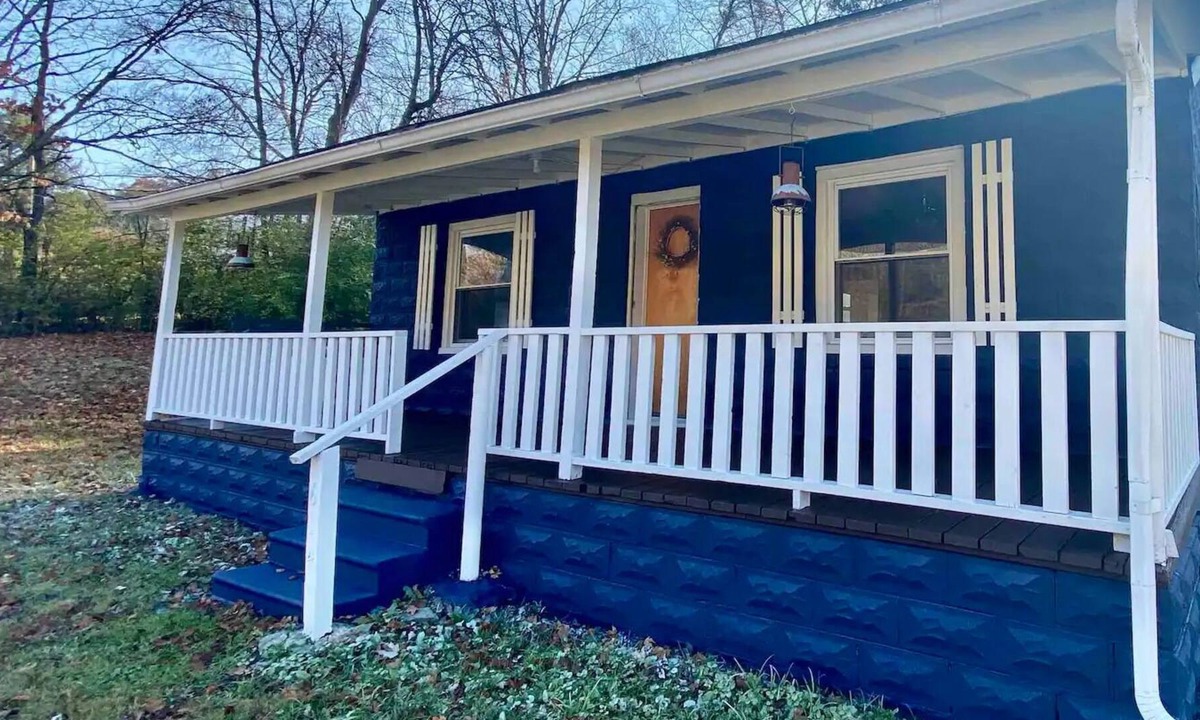Powell Cottage | Gorgeous Cottage 15 minutes from Downtown Knoxville!