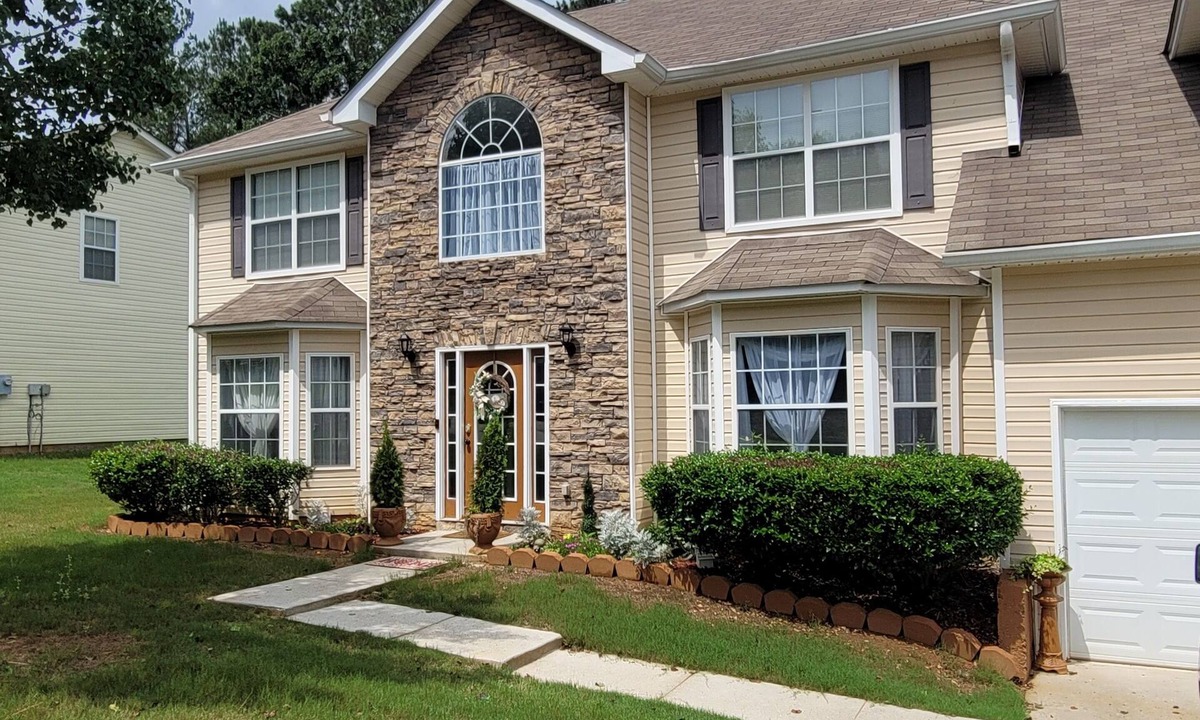 Douglasville House | Gorgeous, Spacious, Clean, Comfortable Stay, Close to Six-Flags