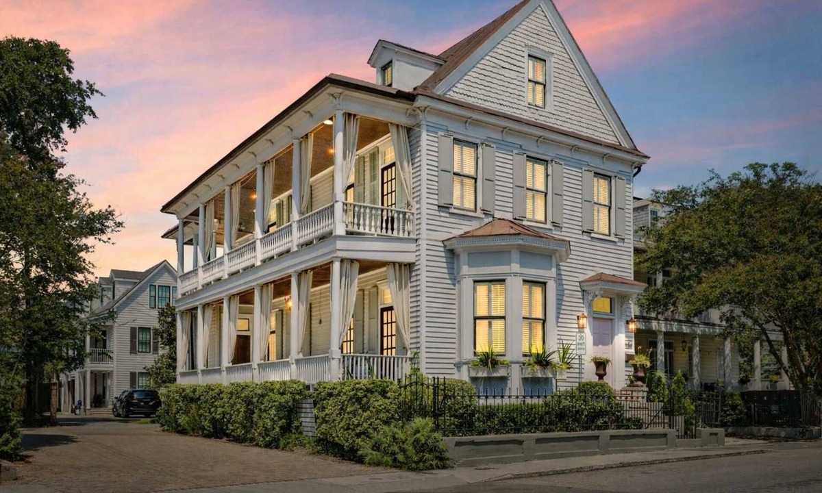 Cannonborough Elliotborough House | Grand 18bd House w. Luxury Finishes + Parking!