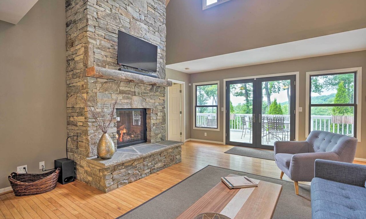 Pisgah Forest Cottage | Grand Pisgah Forest Home on Secluded 5 Acres!