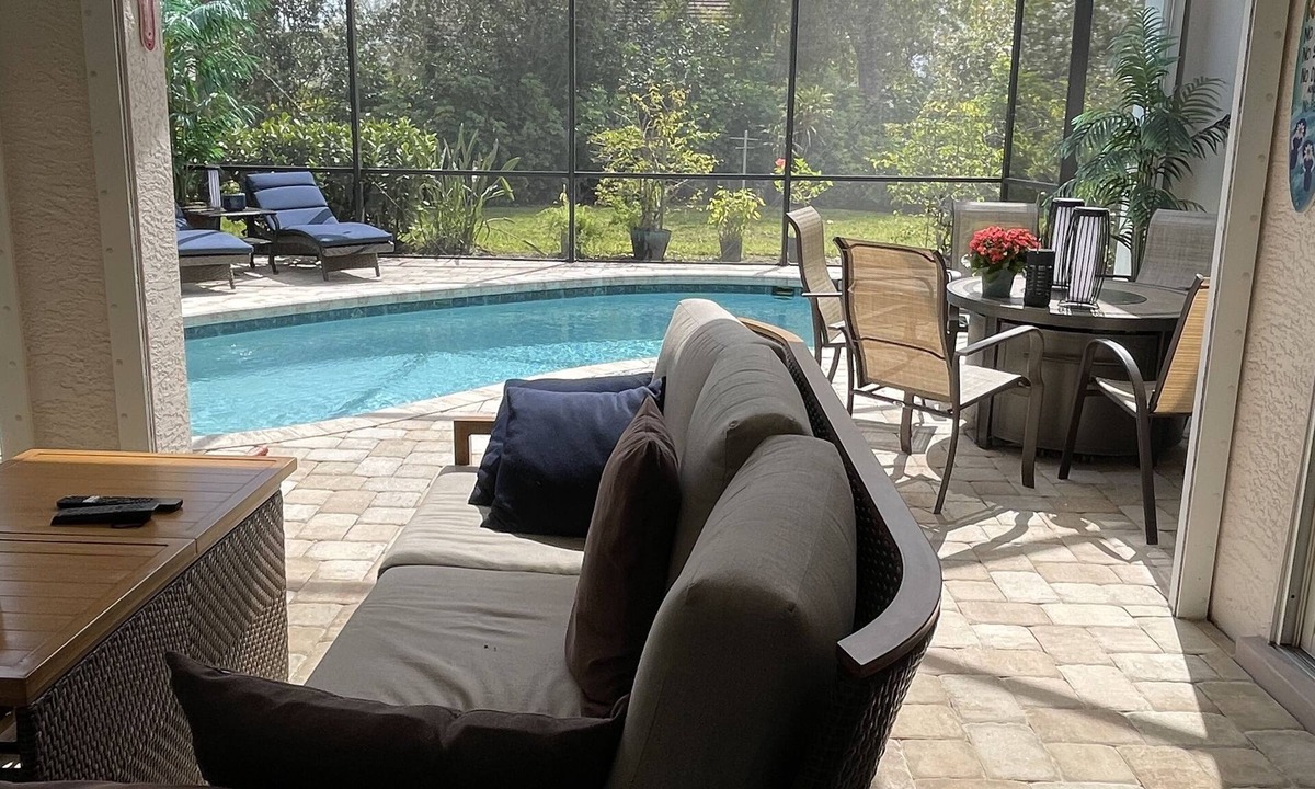 Arborwood House | Great 3 Bed, two bath pool home in gated community.