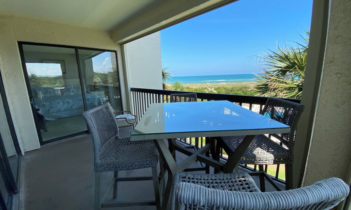 Amelia City Condo | Great Oceanfront Condo with Pools, Clay Courts, WiFi, and more