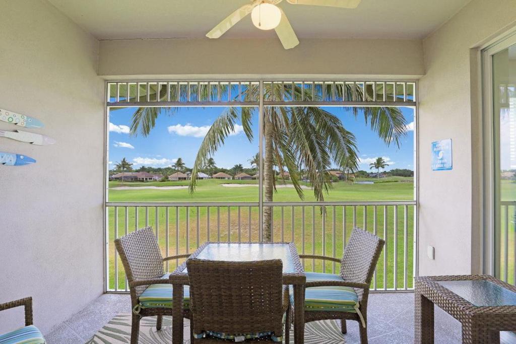 Naples House | Greenlinks 1323