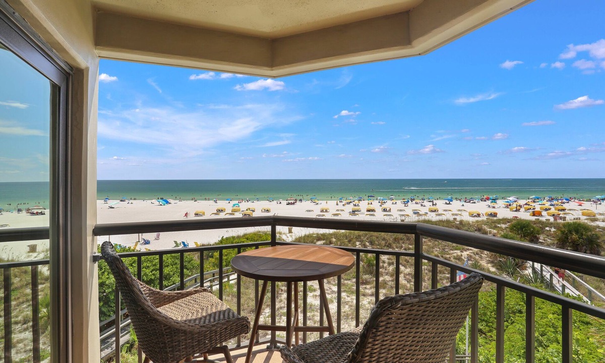 St. Pete Beach Condo | 🌊 Gulf Front Condo — Gulf Strand Resort, St. Pete Beach