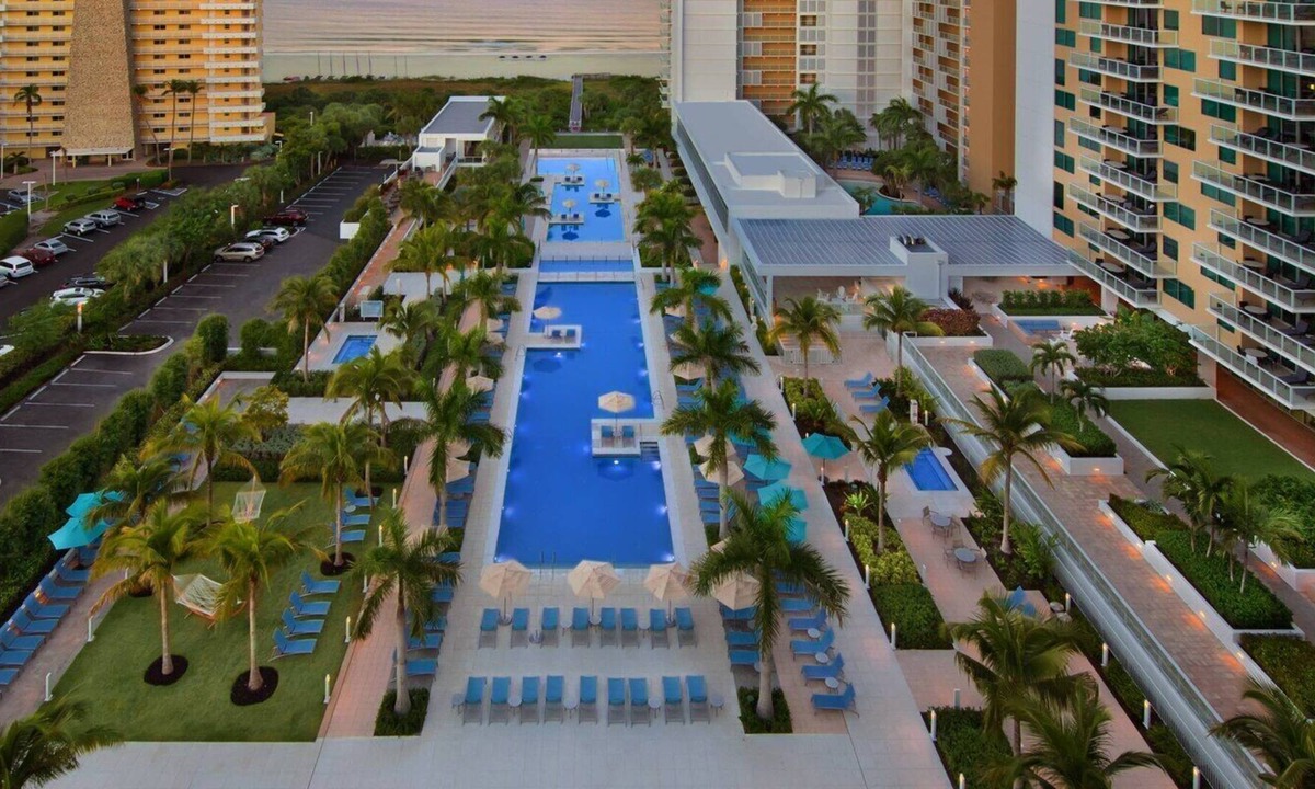 Marco Island Villa | Gulf Side at Marriott's Crystal Shores Marco Island