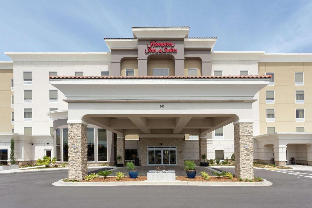 Orange Park Hotel | Hampton Inn and Suites Jacksonville/Orange Park, FL