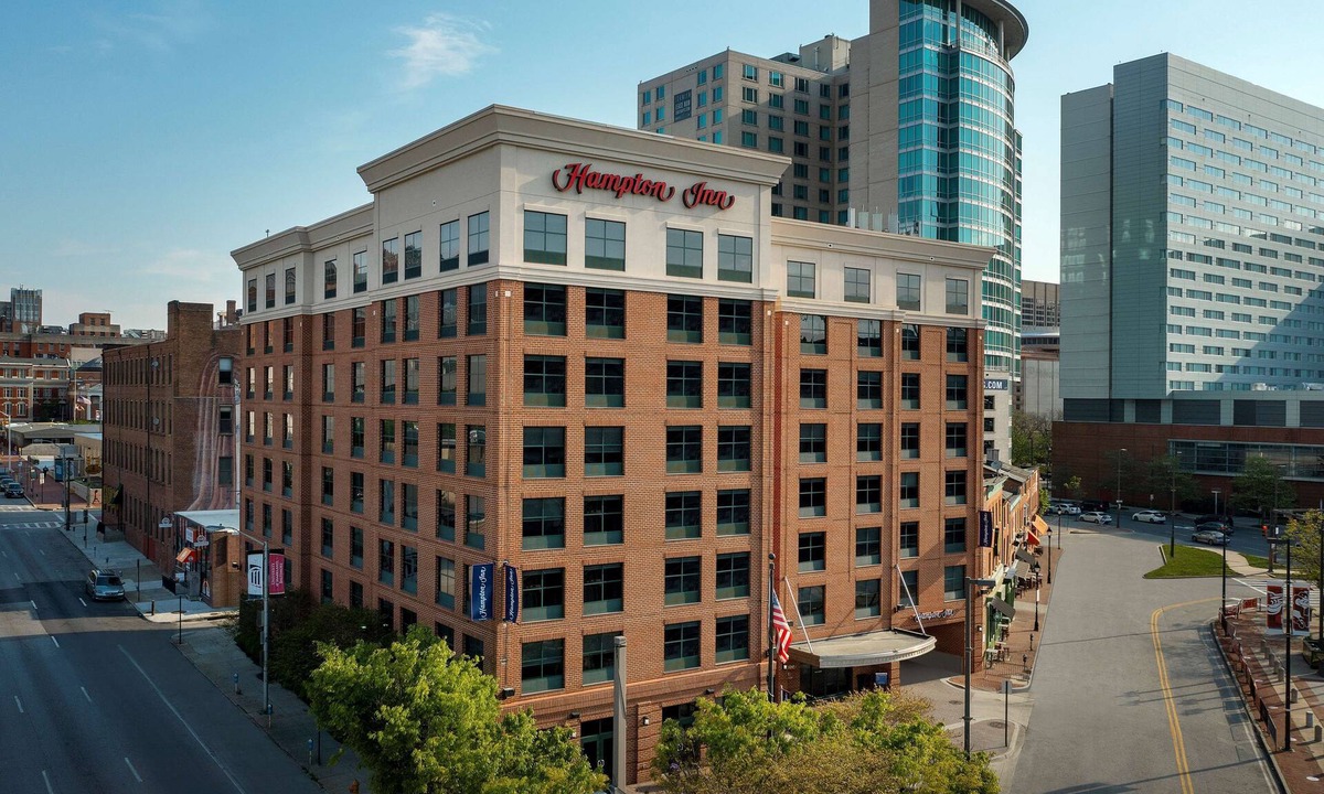 Downtown West Hotel | Hampton Inn Baltimore-Downtown-Convention Center