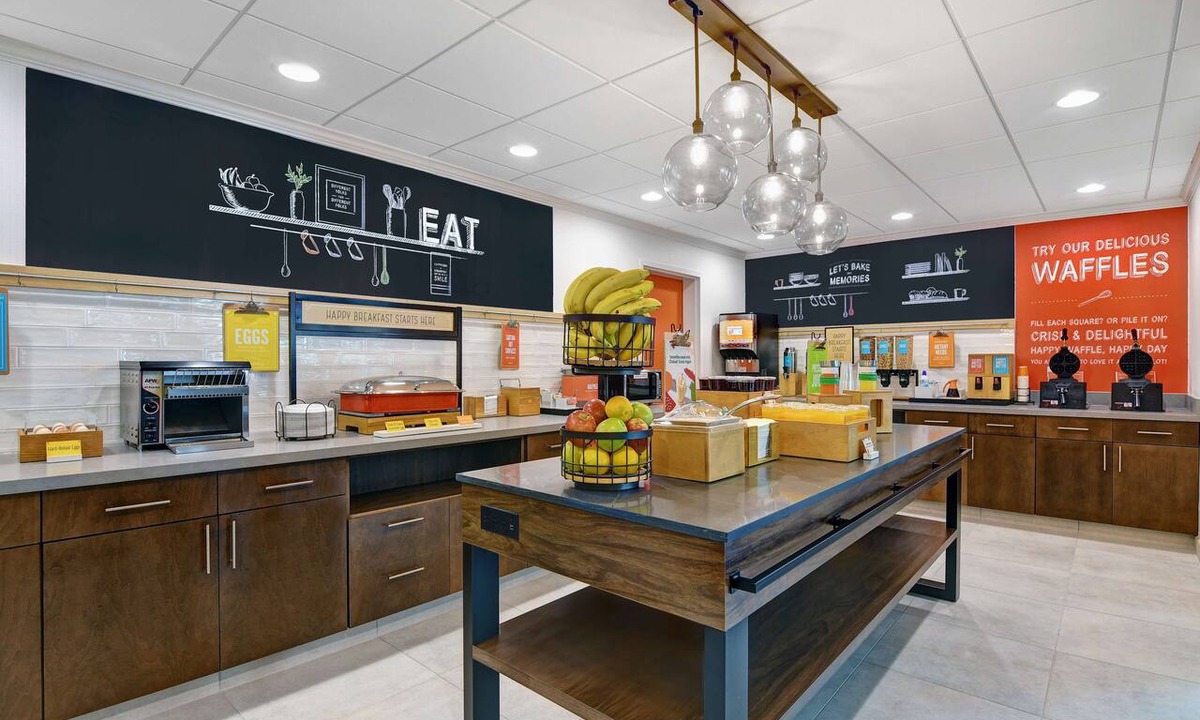 Charleston Hotel | Hampton Inn Charleston/Mount Pleasant-Patriots Point