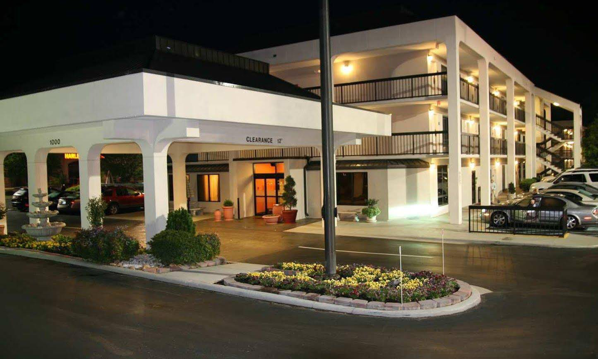 Dalton Hotel | Hampton Inn Dalton