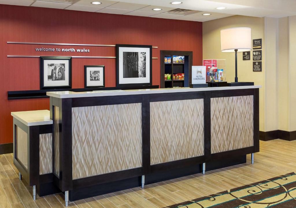 North Wales Hotel | Hampton Inn & Suites Philadelphia Montgomeryville