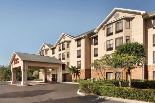 Tarpon Springs Hotel | Hampton Inn & Suites Tarpon Springs