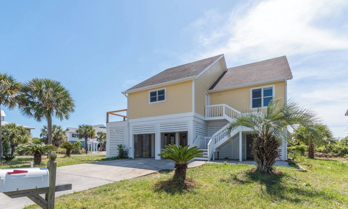Beachwalk House | Harbor Haven - Directly across from Beach Access