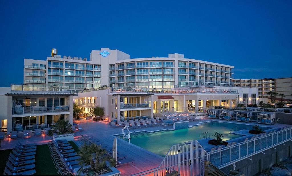 East Daytona Hotel | Hard Rock Hotel Daytona Beach