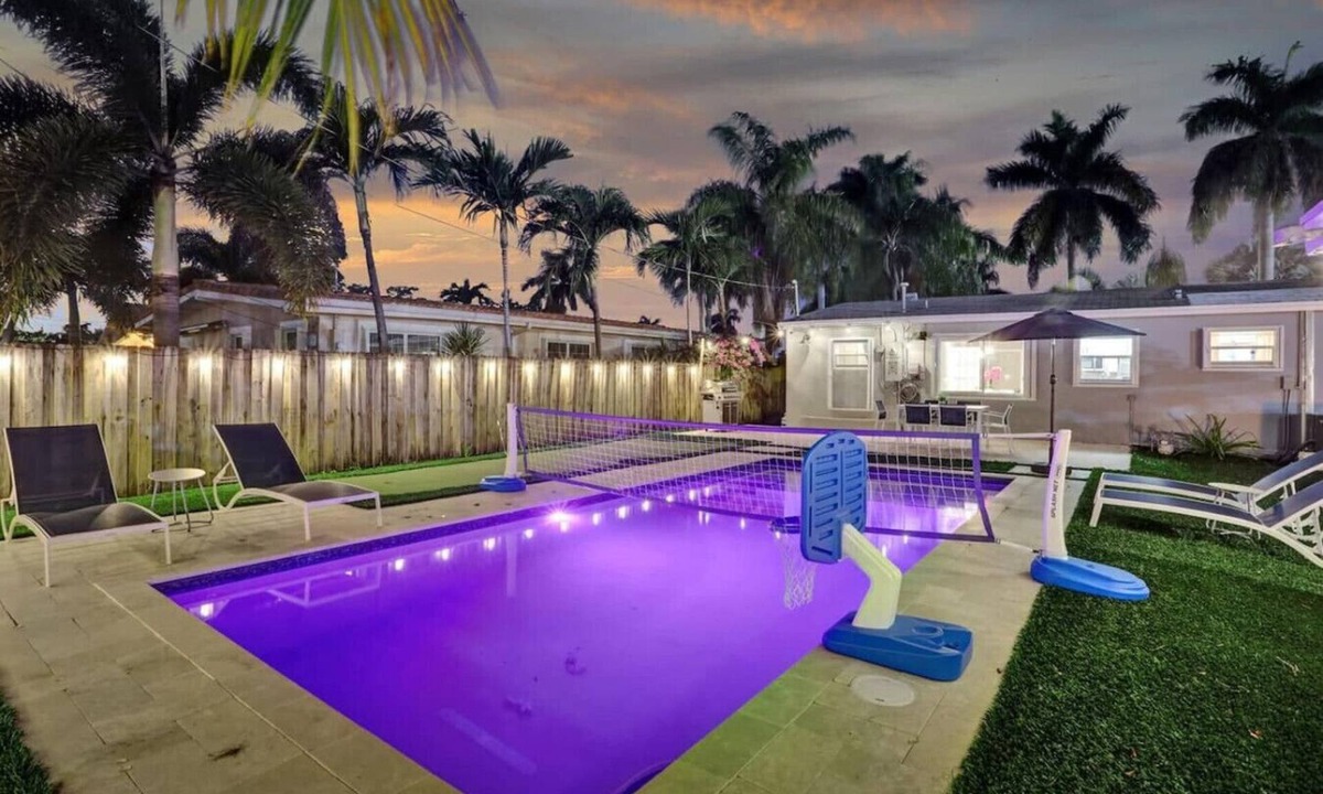 Hallandale Beach House | Heated Pool Retreat Minutes to Beach