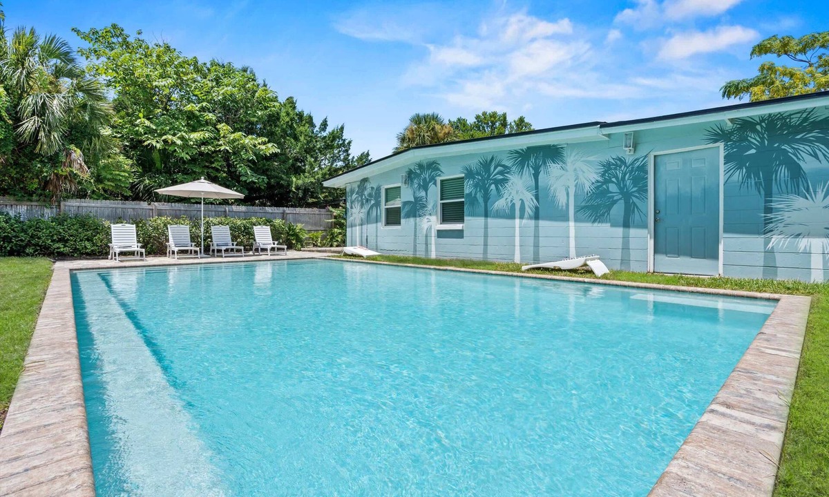 Jacksonville Beach House | Heated Pool Located 8 Blocks to Beach and Pier