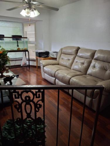 Northwest Orlando House | Hidden Gem On Dobson