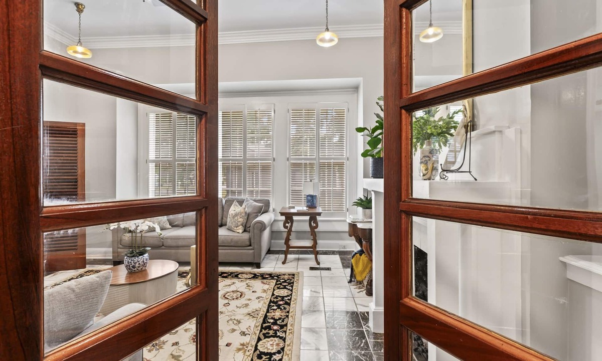 Murfreesboro Cottage | High Tea Cottage | Walk Downtown | Pool & Hot Tub