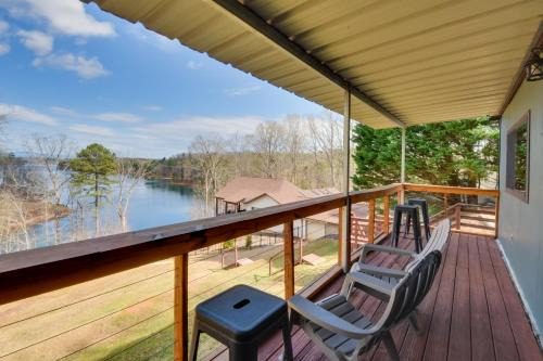 Seneca House | Hike & Fish: Lake Keowee Retreat w/Shared Dock!