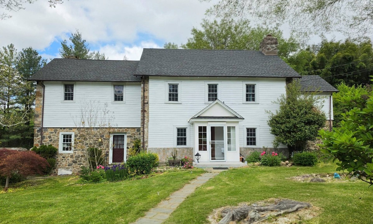 Valley Run House | Historic 4BR/3.5BA Home near Villanova — Private Garden & Peaceful Stay