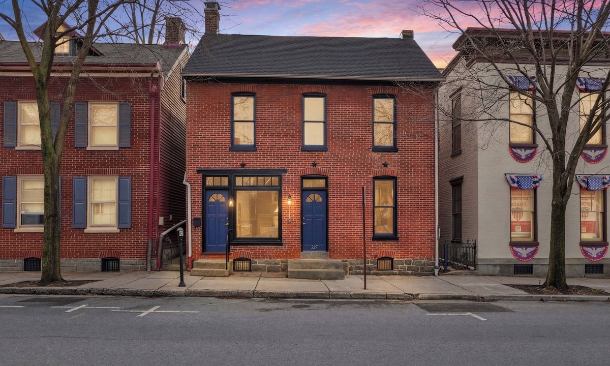 Gettysburg House | Historic ADA Home, 2 blocks to square, Parking