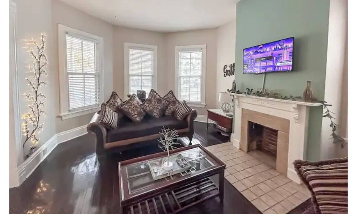 Olde Town Augusta Apartment | Historic Victorian Style Apt.