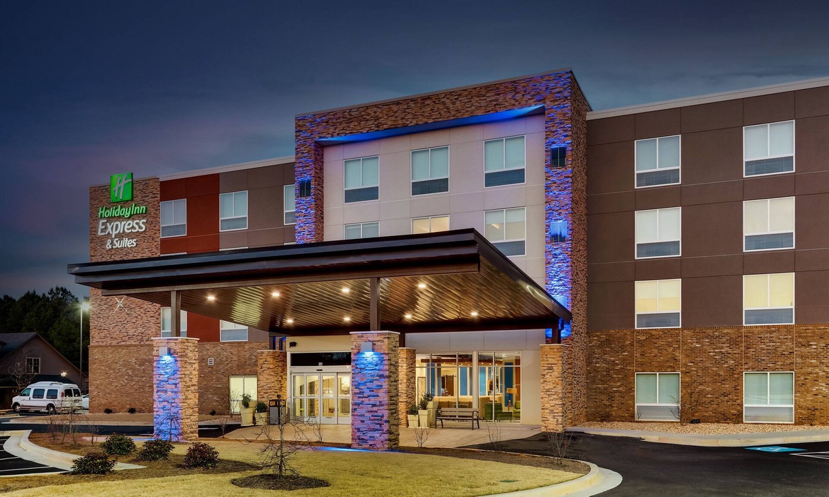 Dawsonville Hotel | Holiday Inn Express & Suites Dawsonville by IHG