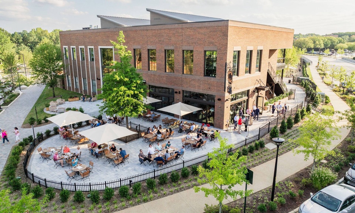 Ballantyne Hotel | Holiday Inn Express & Suites Charlotte - Ballantyne by IHG
