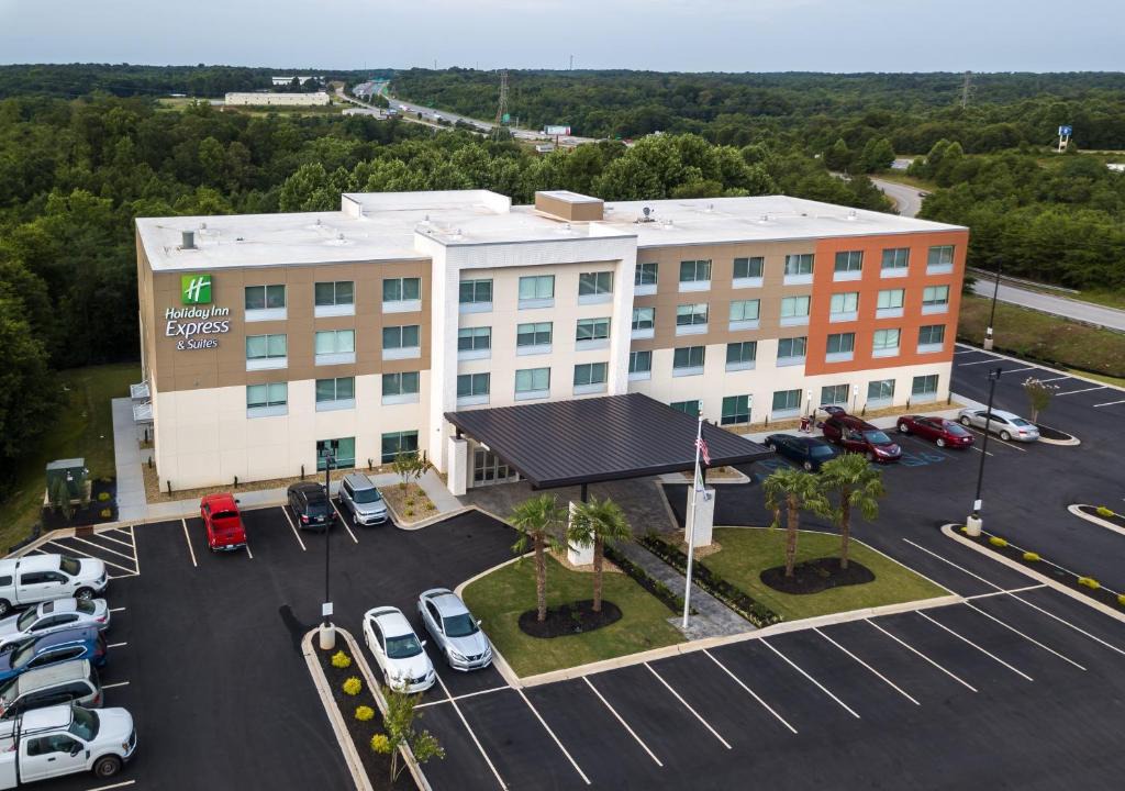 Powdersville Hotel | Holiday Inn Express & Suites Greenville S - Piedmont by IHG
