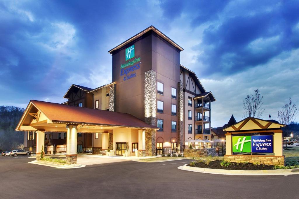 Helen Hotel | Holiday Inn Express & Suites Helen by IHG