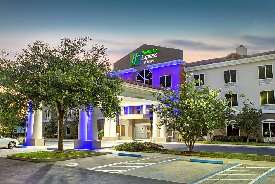 Silver Springs Hotel | Holiday Inn Express Hotel & Suites Silver Springs - Ocala, an IHG Hotel