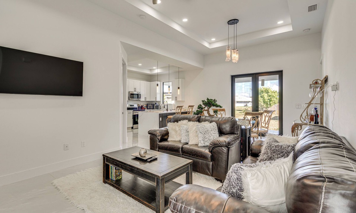 Westminister House | Home Gym & Sauna! Luxe Lehigh Acres Family Home
