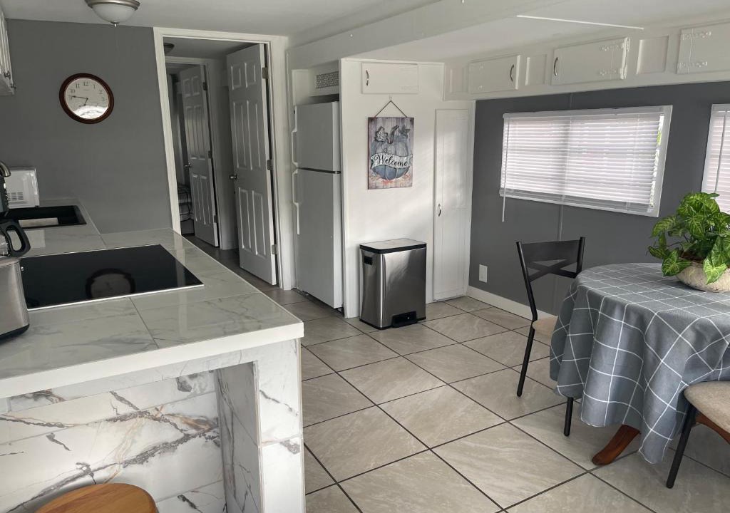 Bayshore Gardens Resort | Home in Arbor Terrace Resort