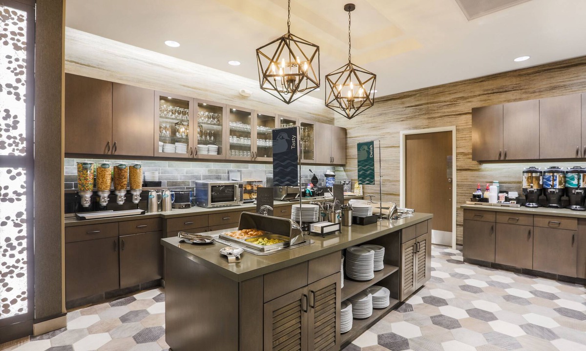 Cannonborough Elliotborough Hotel | Homewood Suites by Hilton Charleston Historic District