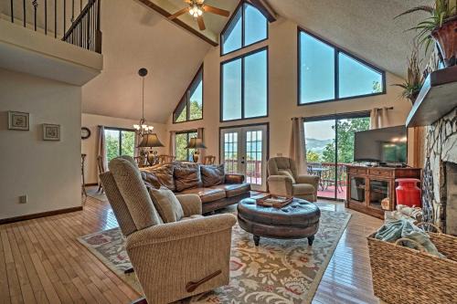 Otto House | Hot Tub + Game Room: Mountain Retreat in Otto!