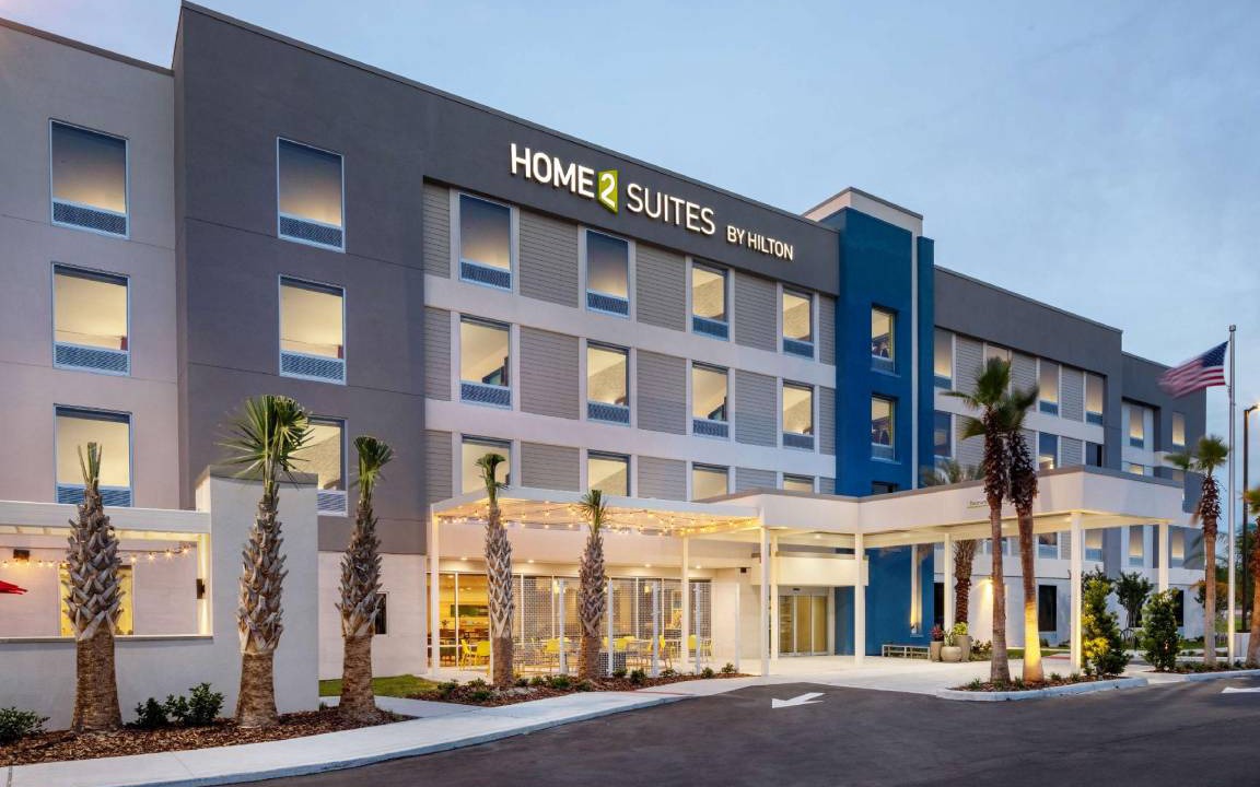 Lake Mary Hotel | Hotel ∙ 127 guests