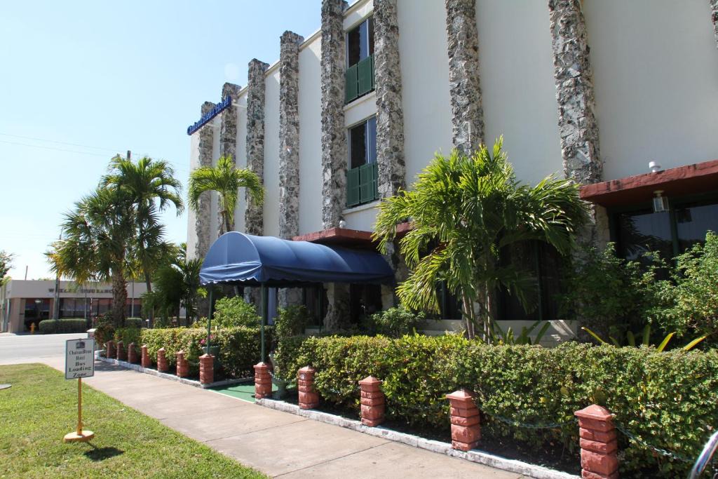 Hotel | Douglas