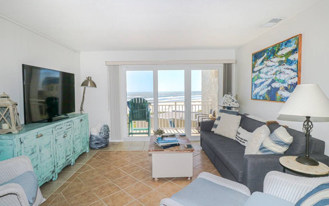 Crescent Beach House | House ∙ 2 bedrooms ∙ 6 guests