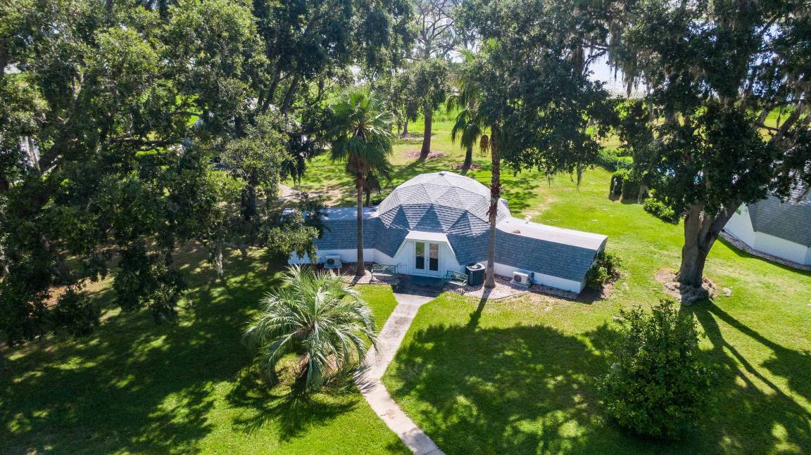 Clermont House | House ∙ 2 bedrooms ∙ 4 guests