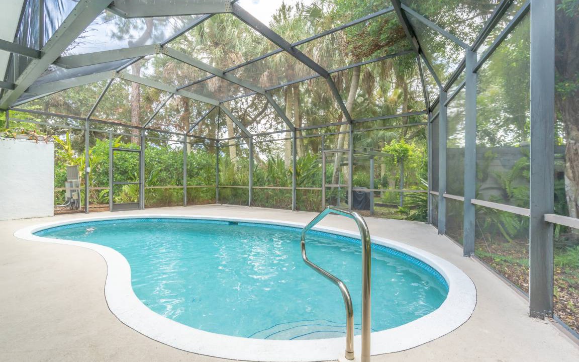 Palm River Estates House | House ∙ 3 bedrooms ∙ 10 guests