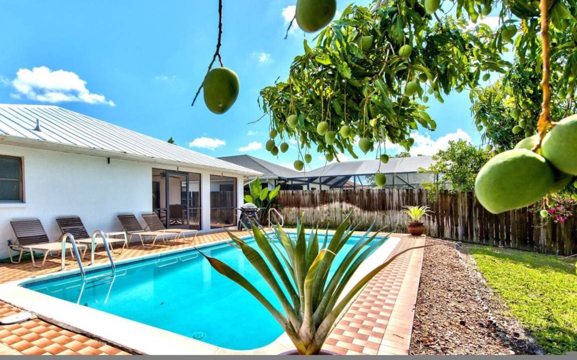 Naples Park House | House ∙ 3 bedrooms ∙ 6 guests