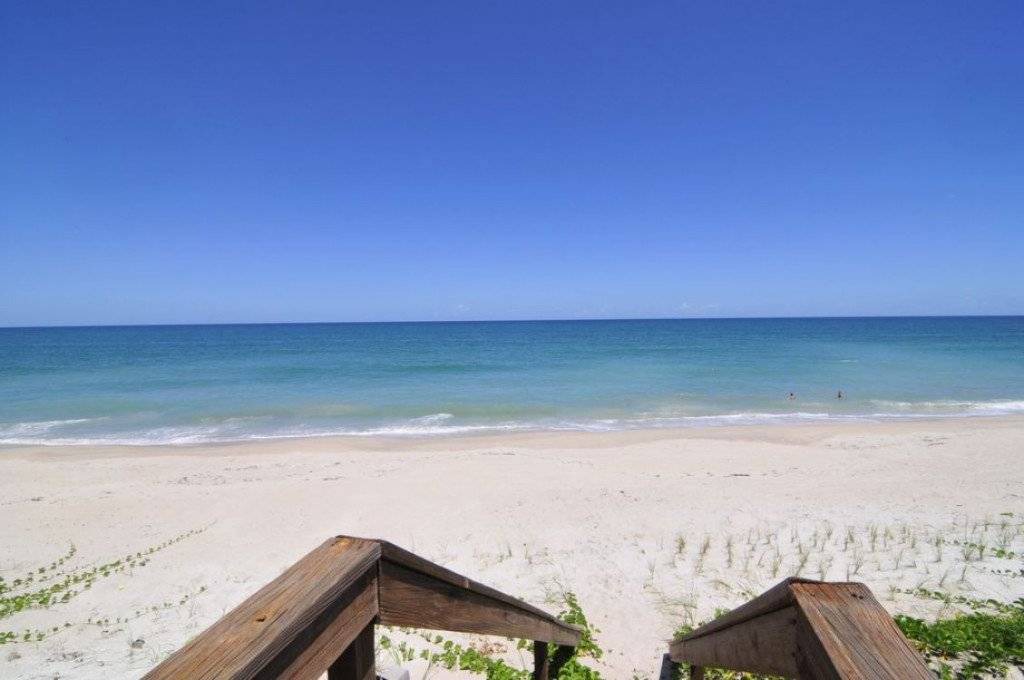 Aquarina House | House ∙ 4 bedrooms ∙ 8 guests