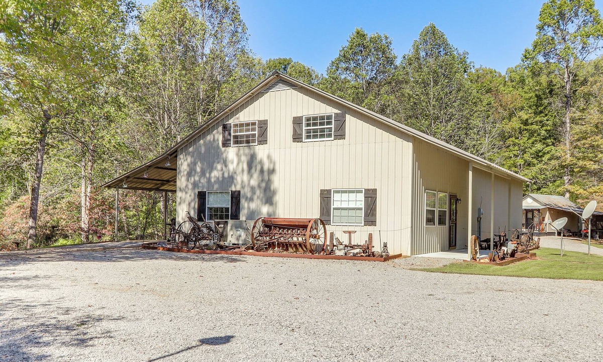 Unaka House | House & Tiny Cabin! Multi-Acre East TN Property