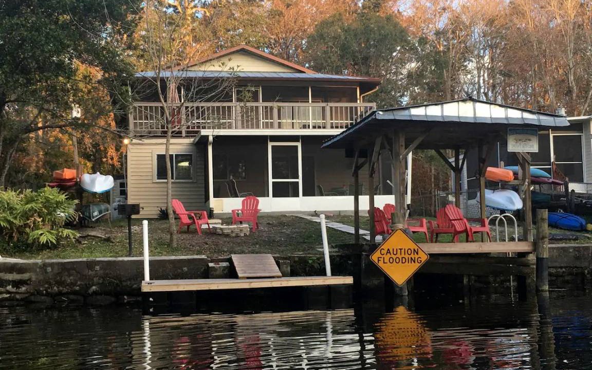Brooksville House | House ∙ 1 bedroom ∙ 11 guests