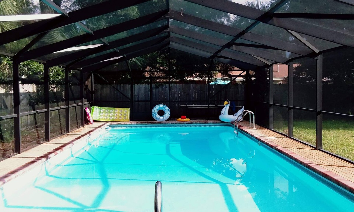 Cinco Bayou House | House with free pool. In Winter pool can be heated for 32 dollars-a-day extra.